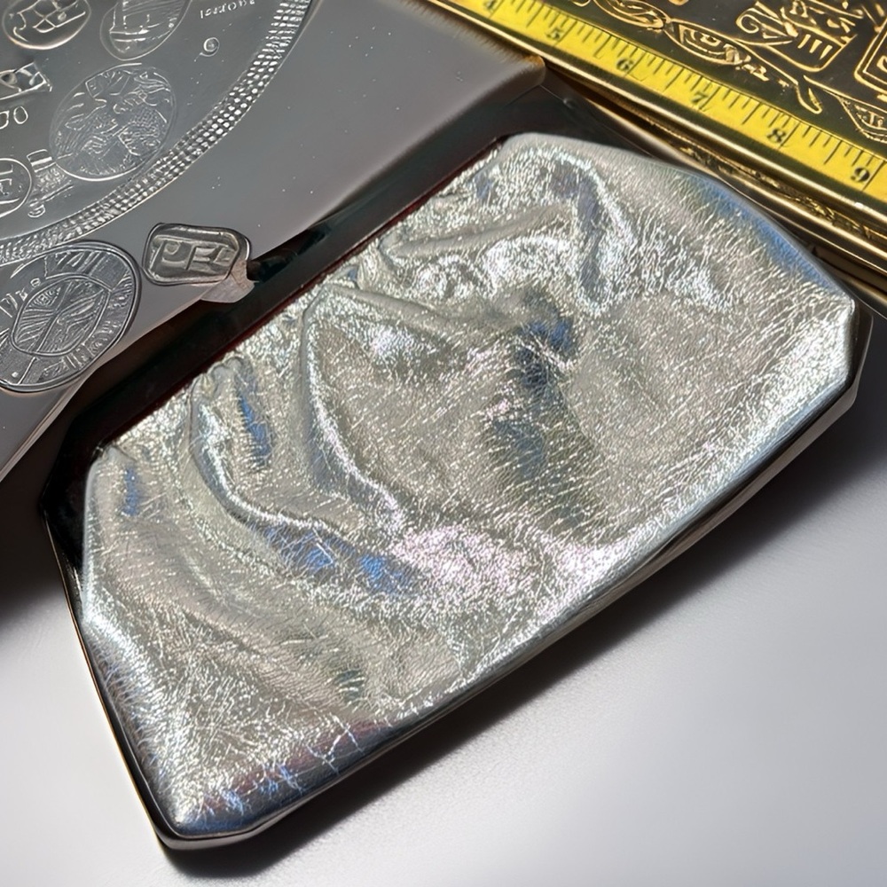 ❤️5 for $25❤️ - Chic silver snap clutch purse - unused film shoot spare - as new